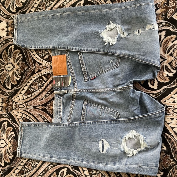 Levi’s Premium Flex 512 Slim Taper Jeans - Picture 9 of 9